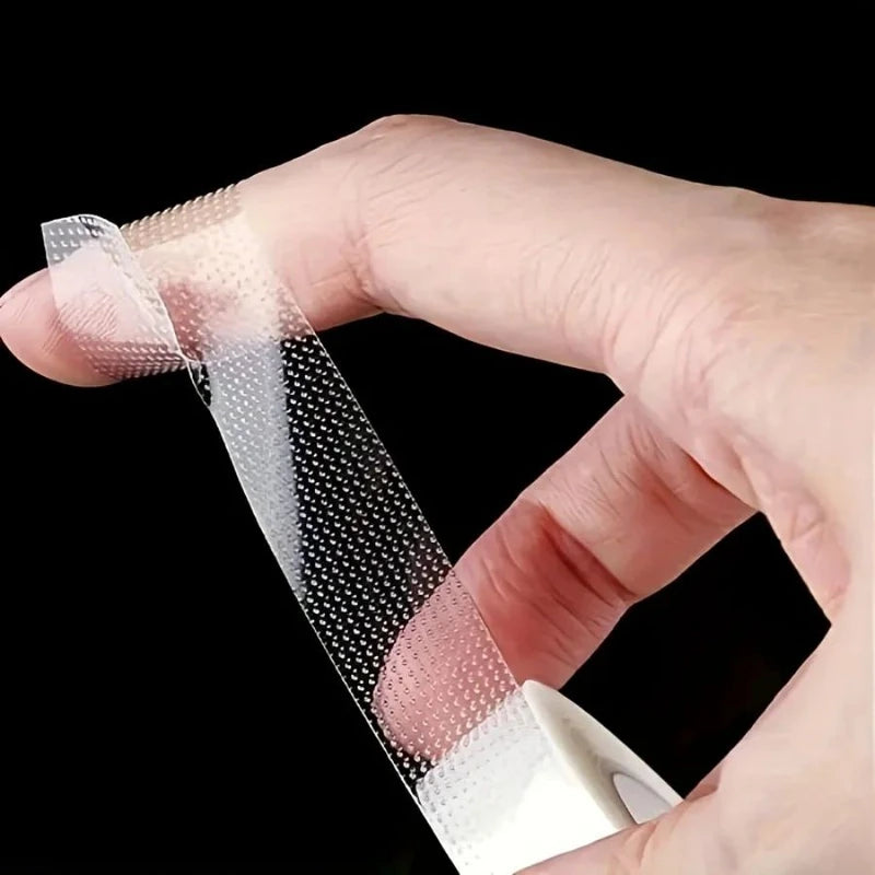 Breathable Grid Transparent Medical Tape Roll, Hypoallergenic PE Adhesive for Wound Care, Curved Healing Patches